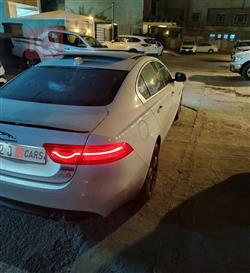 جاكوار XE